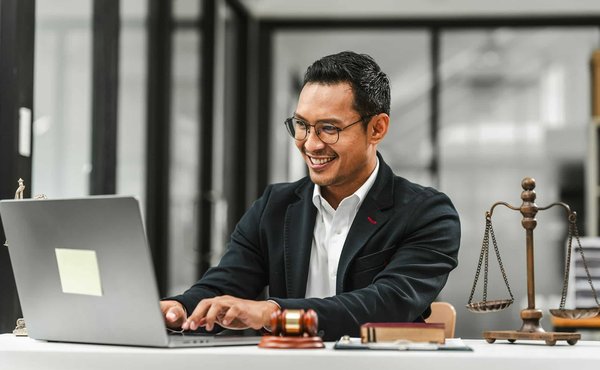 Comment trouver le bon avocat à Marseille ?